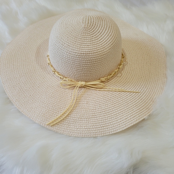 Ashley Stewart Elegant Cream Sun Hat with Gold Accents - Picture 1 of 10